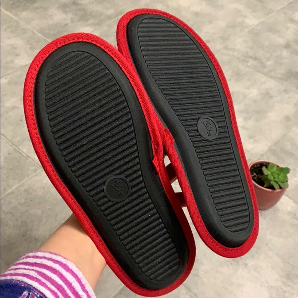 ▪️Victoria Secret ▪️slippers! NEW!! - Picture 7 of 9